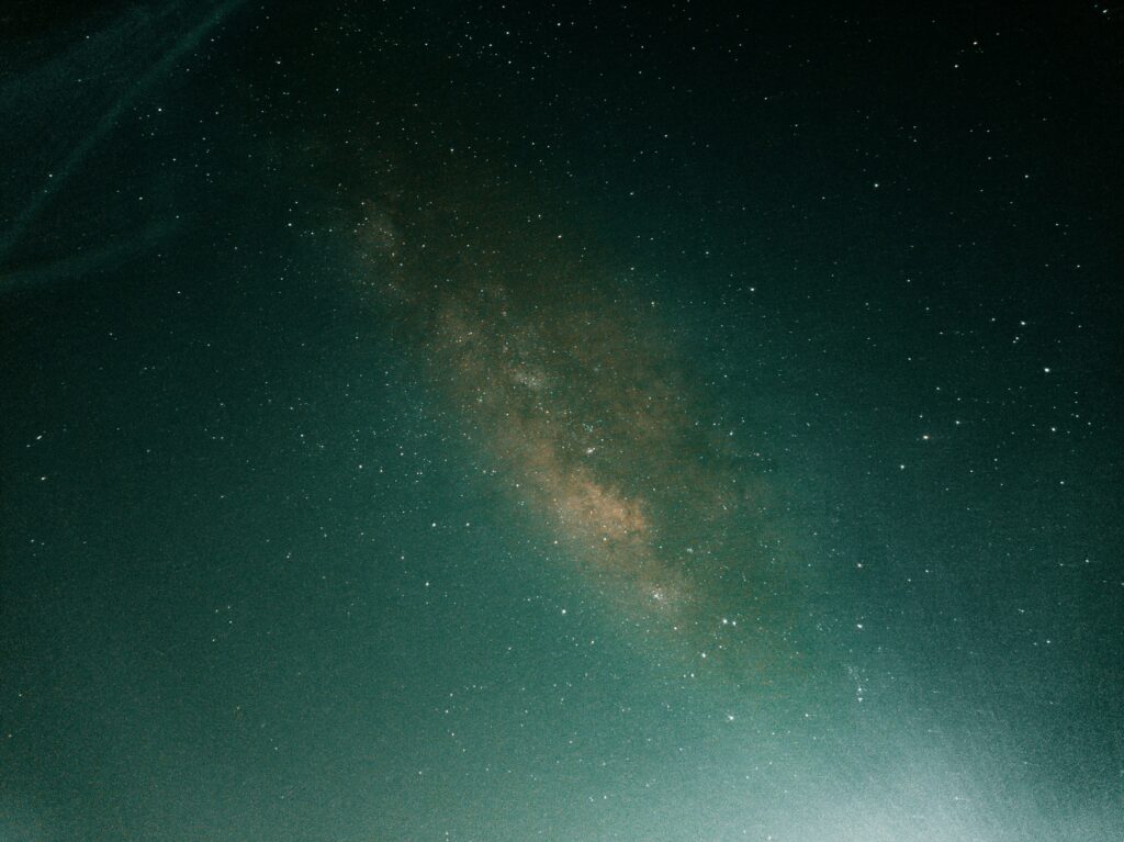 明星寿命之谜：名人 lifespan 缩短背后的真相与警示